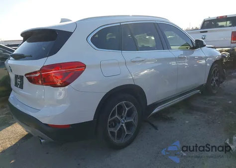 2018 BMW X1 xDrive28I из США, поврежденный, VIN WBXHT3C32J5L24981